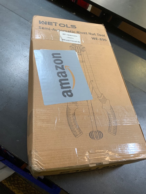 Photo 1 of *INCOMPLETE** WETOLS 17" Rivet Nut Tool, Hand Rivet Tool Kit with 11 Metric & SAE Mandrels M3 M4 M5 M6 M8 M10 M12, 10-24, 1/4-20, 5/16-18, 3/8-16, 110pcs Rivnuts, Sturdy Case Packed, Auto Release Nut Design, WE-896