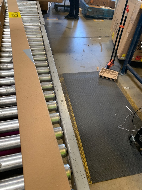 Photo 1 of 8FT U Shape 125W Integrated Tube Bright LED Light, 6500K Clear White, 20000LM - Flush Mount/Hanging Linkable LED Ceiling Lights for Garage, Plug&Play, 6 Pack