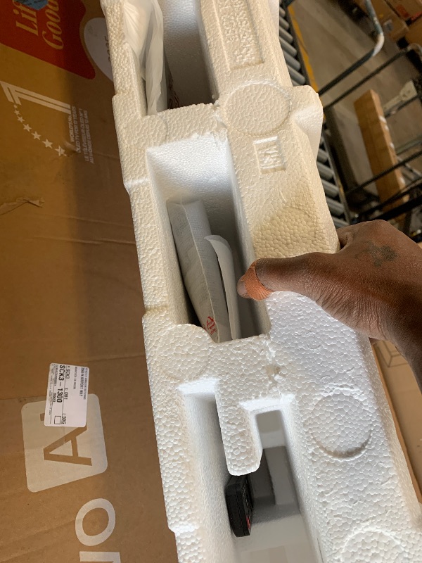 Photo 1 of LG 55-Inch Class OLED evo AI 4K C5 Series Smart TV w/Dolby Atmos, Dolby Vision, HDR10, AI Super Upscaling 4K, Filmmaker Mode, Wow Orchestra, Alexa Built-in (OLED55C5PUA, 2025)