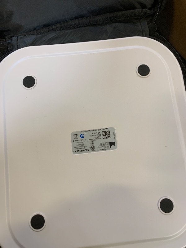 Photo 1 of Compex Wireless USA 2.0 Muscle Stimulator w/TENS Bundle Kit: Muscle Stimulation Machine, with Snap Electrodes,Programs, Wireless PODs etc, Black