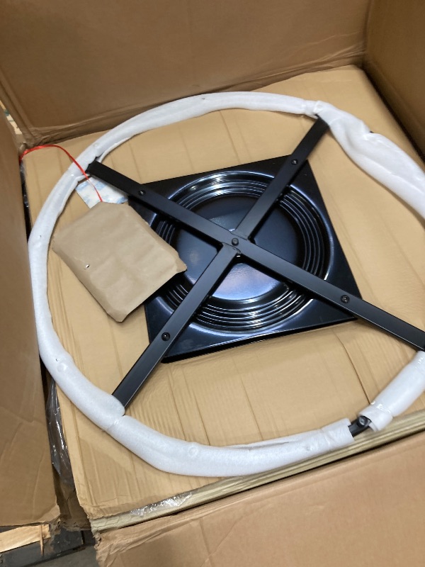 Photo 1 of Living room Chair, Black