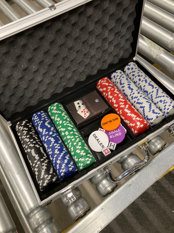 Photo 1 of ***(MISSING PARTS -SELLING AS IS)***Spin Master Games, Cardinal Classics, 300-Piece Poker Set with Aluminum Carrying Case & Professional Weight Chips & Poker Dice, for Ages 8+    ***(MISSING PARTS -SELLING AS IS)***