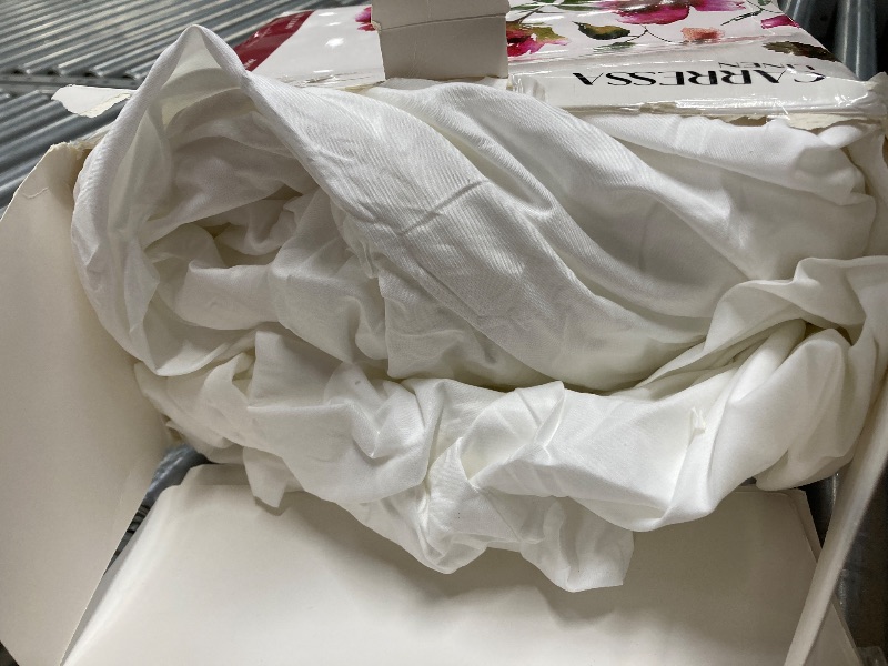 Photo 1 of **used** Cottoze SheSoft, Cooling, Sateen Weave Deep Pocket Bed Set - White