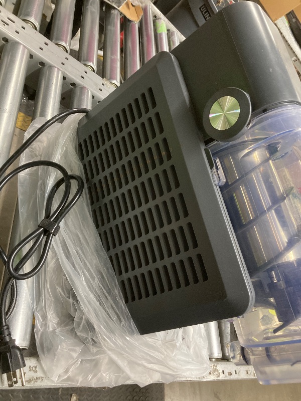 Photo 1 of *Dirty* Slushie Machine, No Ice Needed, 88 oz INOVIVA Slushy Machine for Home with Self-Cleaning Function, Professional Frozen Drink Maker, 5 Preset Programs, Frozen Margaritas, Frappés, Milkshake, and More
