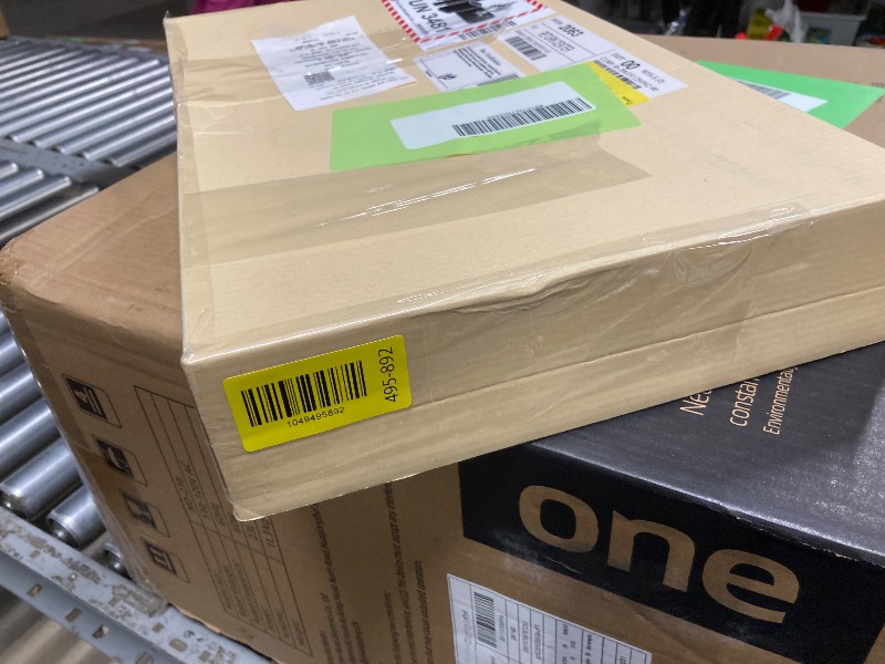 Photo 1 of *Unsure if anything is missing* RNRUO 15.6" Windows 11 Pro Laptop, Intel 6500Y up to 3.4GHz 16GB RAM 512GB SSD, With Office 2024, 1920*1080 IPS FHD Display for Student, Home Office, Business
