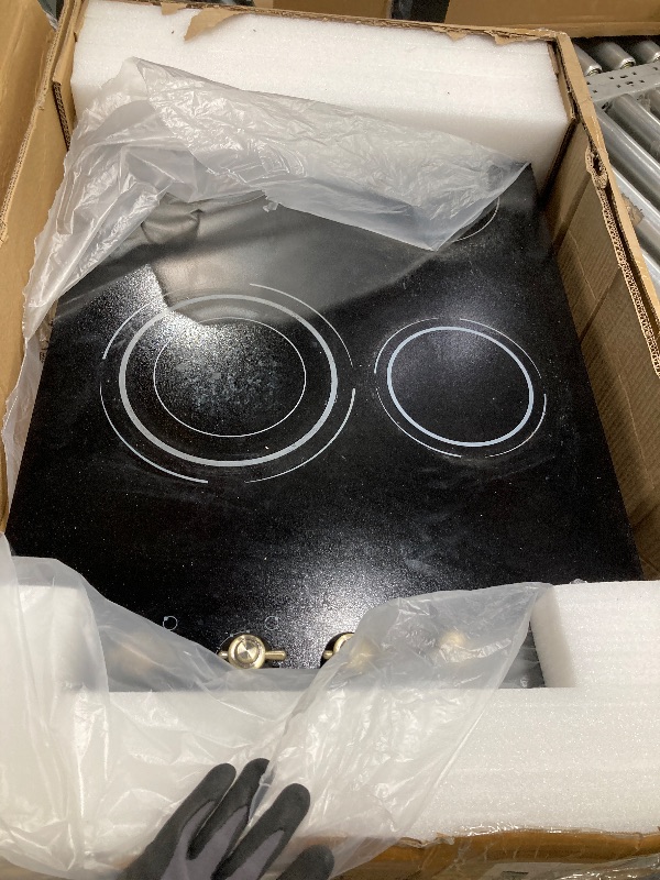 Photo 1 of *Dirty* Disaenvir 30 Inch Electric Cooktop - 4 Burner Electric Stove 6700W Built-in, 30" Radiant Ceramic Cook Top Konb & Touch Control, 99-Min Timer, Safety Lock, 220V - 240V Hard Wired, No Plug (Retro Knob)