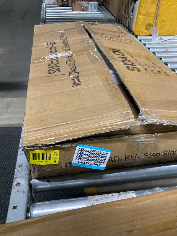 Photo 1 of *Chipped/Cracked pieces* SDADI LT05W Mother's Helper Adjustable Height Kitchen Step Stool, Children Kids Toddlers Counter Level Learning Stool for Kitchen and Bathroom, White