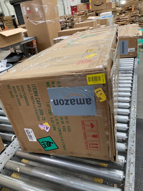 Photo 1 of *HEAVY* National Tree Company 7.5 ft Pre-Lit Carolina Pine Artificial Christmas Tree, 750 Clear Lights, 1,399 Tips, Includes Stand, Green