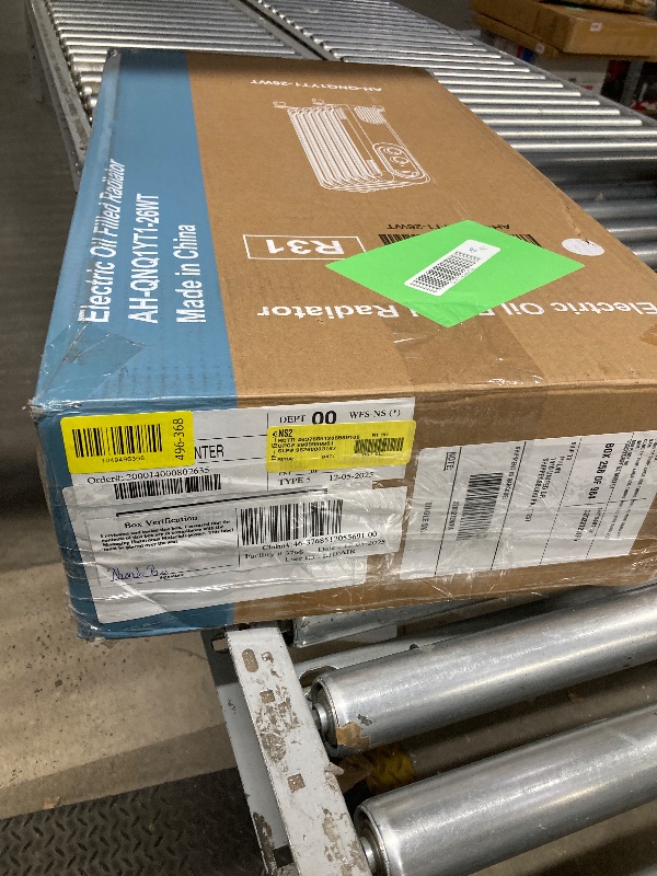 Photo 1 of *Unsure if it works/Didn't turn on* MCQ Oil Filled Radiator Heater for Indoor Use, 1500W with Adjustable Thermostat, for Office Bedroom Home,White