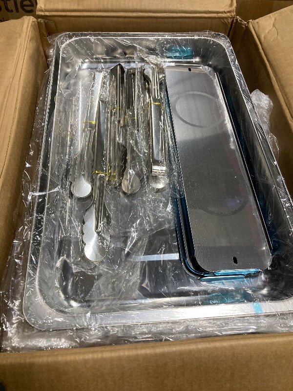 Photo 1 of *HEAVY* 9Qt Chafing Dishes Set Foldable Rectangular Chafer Set, Stainless Steel Food Warmer Set, Full Size for Cooked Food Insulation, 6-Pack
