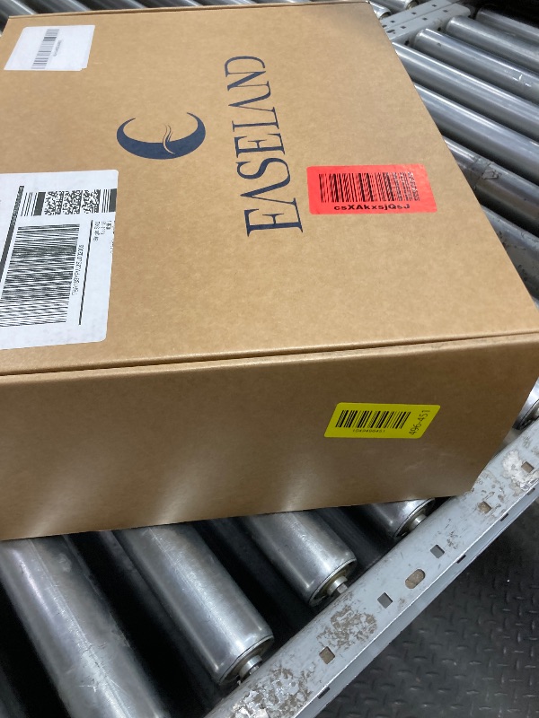 Photo 1 of
EASELAND Queen Tencel Cooling Comforter for Hot Sleepers - Double-Sided Lightweight and Breathable Fabric for Night Sweats - All Season Cooling Blanket Machine Washable?90x90in, Grey?