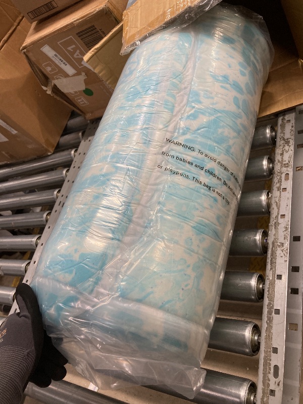 Photo 1 of *FACTORY SEALED* CONCETTA 2 Inch Queen Size Memory Foam Mattress Topper with Cooling Gel, Pressure Relief for Back Pain, Comfort Bed Topper, CertiPUR-US Certified
