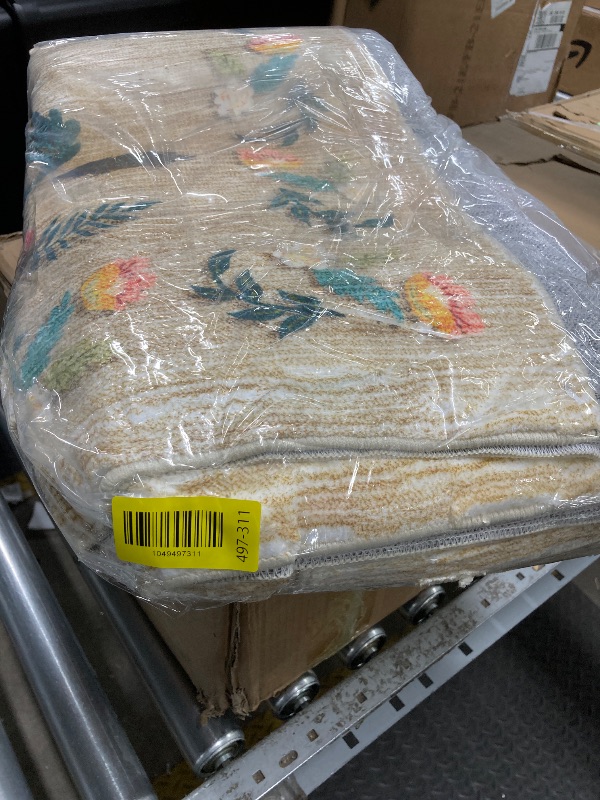 Photo 1 of *Has staples in a corner* Pentantan 5'x7' Floral Area Rugs, Machine Washable Rug for Living Room- Soft Indoor Carpet, Low Pile for Bedroom, Dining Room, Playroom, Office
