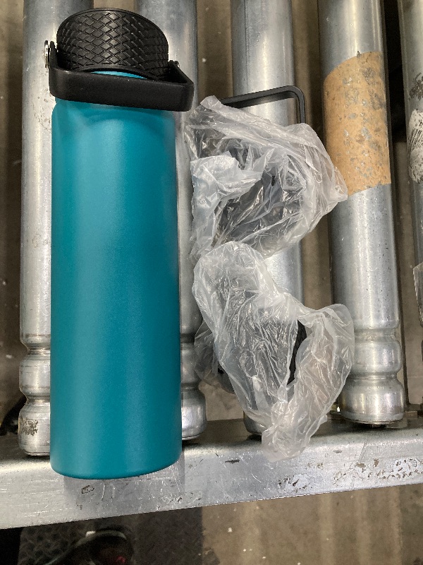 Photo 1 of **NEW WITH A DENT AND SCRATCH ON SIDE-SEE PICS***Konokyo 22oz Stainless Steel Bottles with 3 Lids Sport Insulated Water Bottle,Light Blue