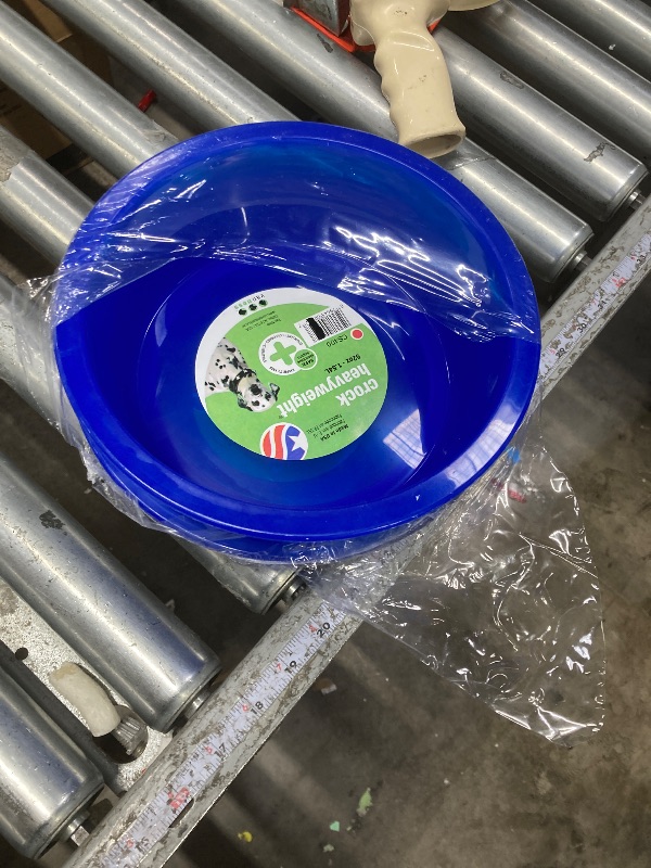 Photo 1 of (2 Pack) Van Ness Heavyweight Translucent Large Crock Dish, 52 Ounce Per Bowl