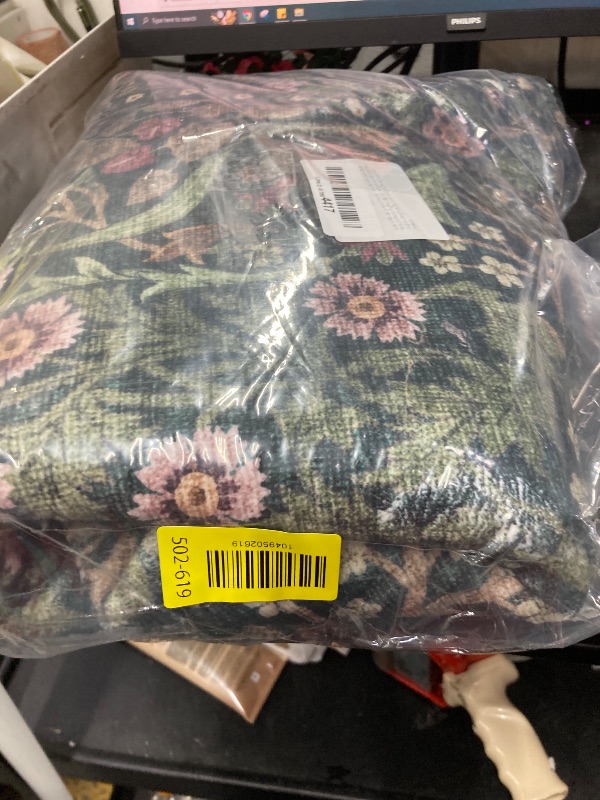 Photo 1 of Othilic Green Round Rug 5ft - Soft Washable Boho Floral Round Bathroom Rug Non Slip 5x5 Stain Resistant Vintage Botanical Circle Area Rugs for Living Room Bedroom Entryway Dining Room Office Nursery