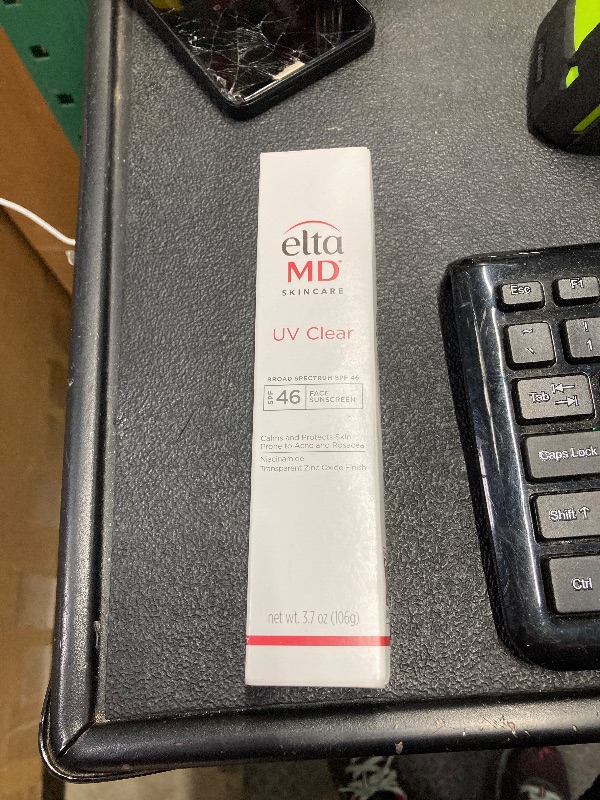 View 2 of ***BB 5/2027***EltaMD UV Clear Face Sunscreen SPF 46, Oil Free Sunscreen with Zinc Oxide, Dermatologist Recommended, For Acne-Prone Sensitive Skin, 3.7 oz