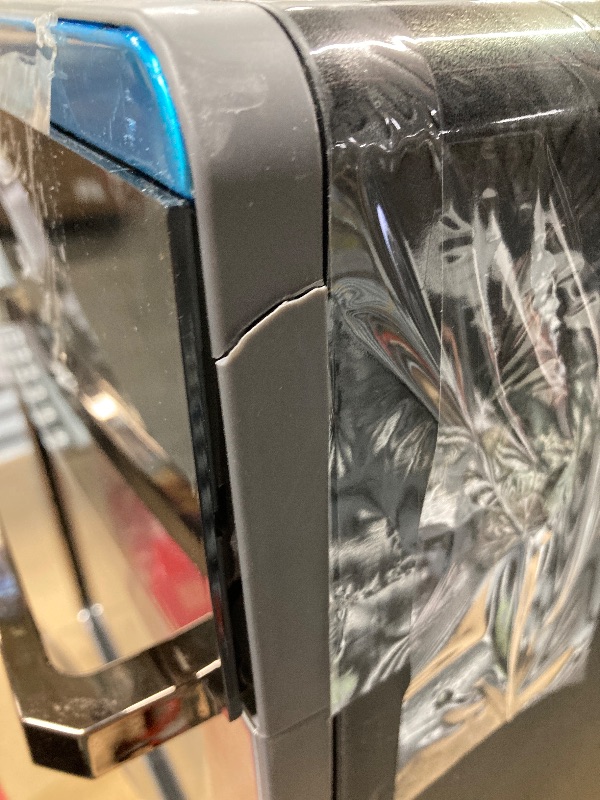 Photo 1 of **NO BOX/HAS A CRACK ON SIDE- SEE PICS***Bluebow 21QT Air Fryer Oven, 8-In-1 Multifunctional, Digital Touchscreen, Extra Large Countertop Oven for Family