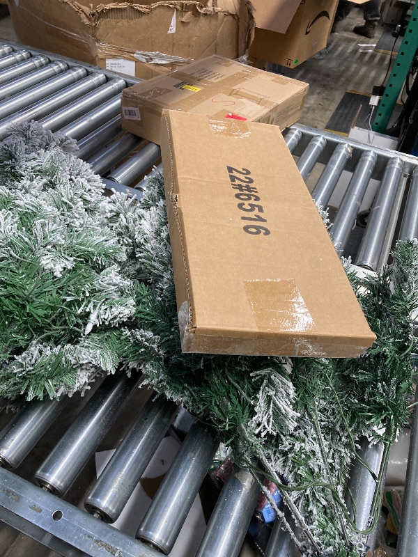 Photo 1 of ****Partial set**** missing third piece Christmas tree