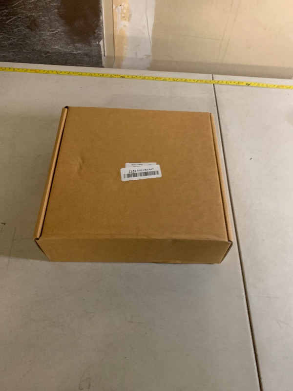 Photo 1 of Hairui Lighted Pine Garland Battery Operated with Timer 6FT 48 Lights, Christmas Garland with Lights for Indoor Outdoor Home Holiday Decoration