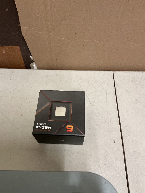 Photo 1 of AMD Ryzen 9 7950X 16-Core, 32-Thread Unlocked Desktop Processor
