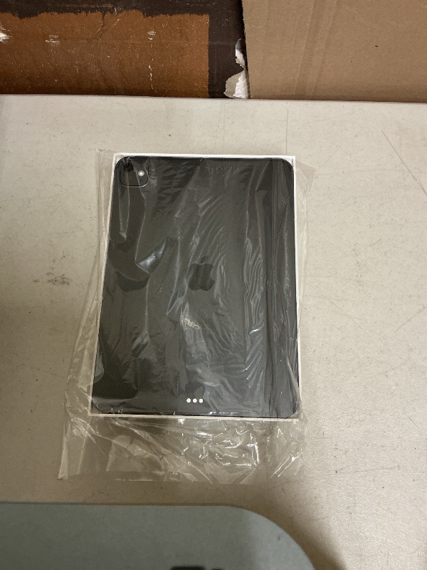 Photo 1 of Apple iPad Pro 11-inch (M5): Ultra Retina XDR Display, 512GB, Landscape 12MP Front Camera/12MP Back Camera, LiDAR Scanner, Wi-Fi 7 with Apple N1, Face ID, All-Day Battery Life — Space Black