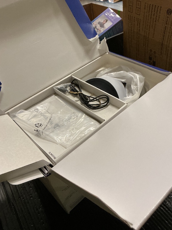 Photo 1 of PlayStation VR2 (PSVR2)