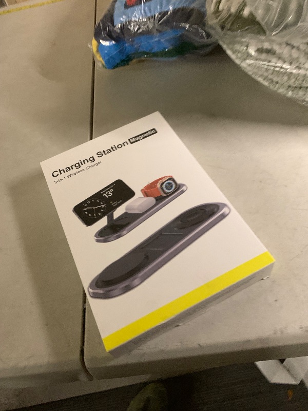Photo 1 of 3 in 1 Fast Wireless Charger Stand for iPhone, Foldable Travel Charging Station for Magsafe for iPhone 17/Air/16/15/14/13/12 Series, Apple Watch Series, AirPods pro/2/3/4, Gifts for Women Men (Golden)