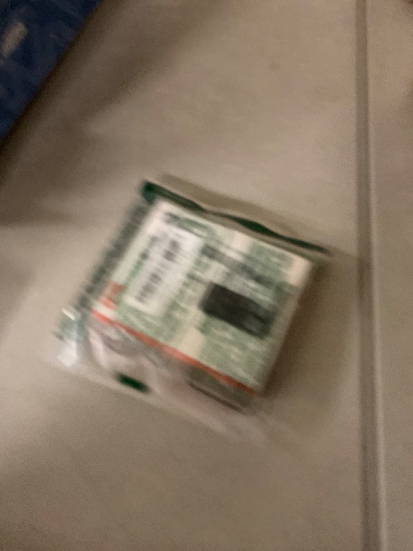 Photo 1 of 1Mii Bluetooth 5.3 Transmitter Receiver 2-in-1, aptX Adaptive & Low Latency Wireless Audio Adapter for Airplane, Dual Link 2 Devices, 25H Playtime, 3.5mm AUX for TV/Car/Home Stereo/Gym -White