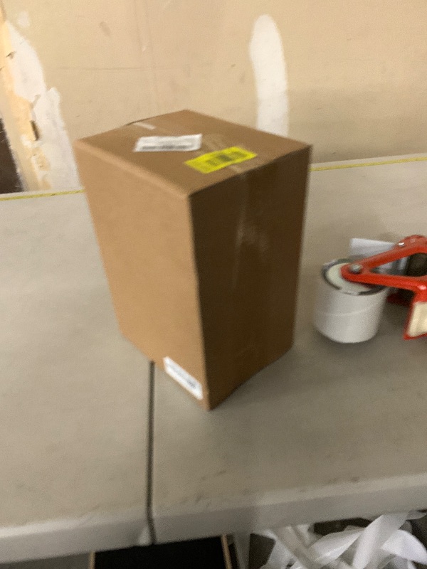 Photo 1 of 200 Pcs Mini Square Dessert Plates, Disposable Square Clear Dessert Plates, 2.5 x 2.5 Inch Plastic Mini Appetizer Plate, Reusable Small Salad Dish for Desserts, Ice Cream, Fruit Tastings, Wedding Part