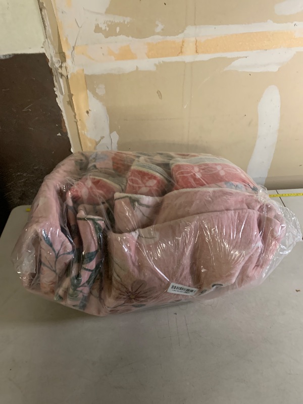 Photo 1 of Wonnitar Washable Rug 6x9, Pink Botanical Area Rug for Girls Bedroom, Non-Slip Soft Nursery Kids Room Floral Rug Thin Throw Carpet for Dorm Living Room Decor (Pink,6'x9')