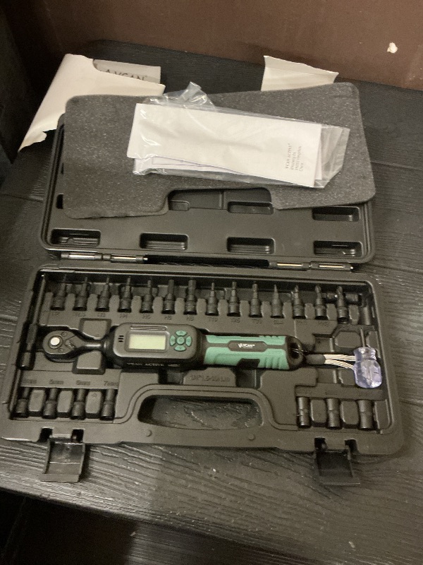 Photo 1 of 1/4 Torque Wrench Digital(1.1-22.2Ft.Lb) ±2% Accuracy Digital Torque Wrench 1/4 Drive with Buzzer and LED Flash Track Mode Inch Pound Torque Wrench Set with Bits & Sockets for Bike Moto Gunsmithing