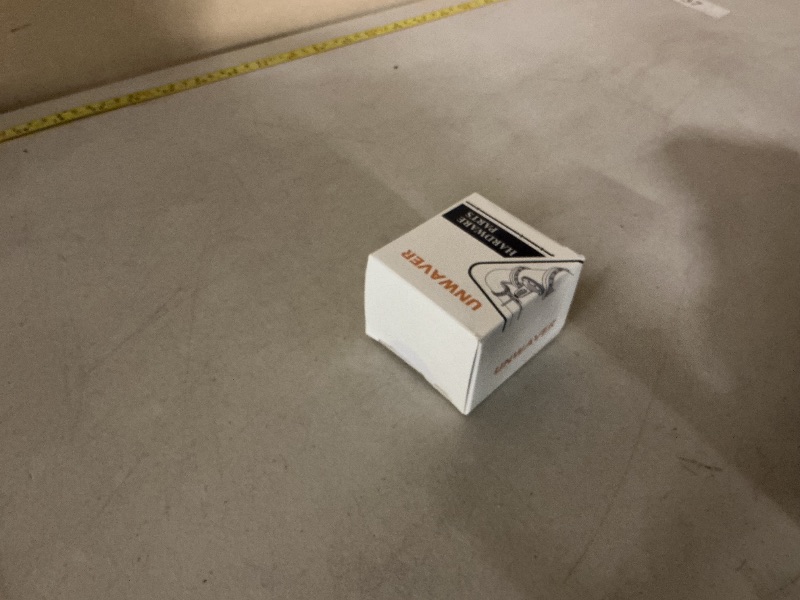 Photo 1 of UNWAVER Garden Expandable Telescopic Hose end Adapter with Shut Off Valve Garden Retractable Hose Repair Kit fitting 2Set