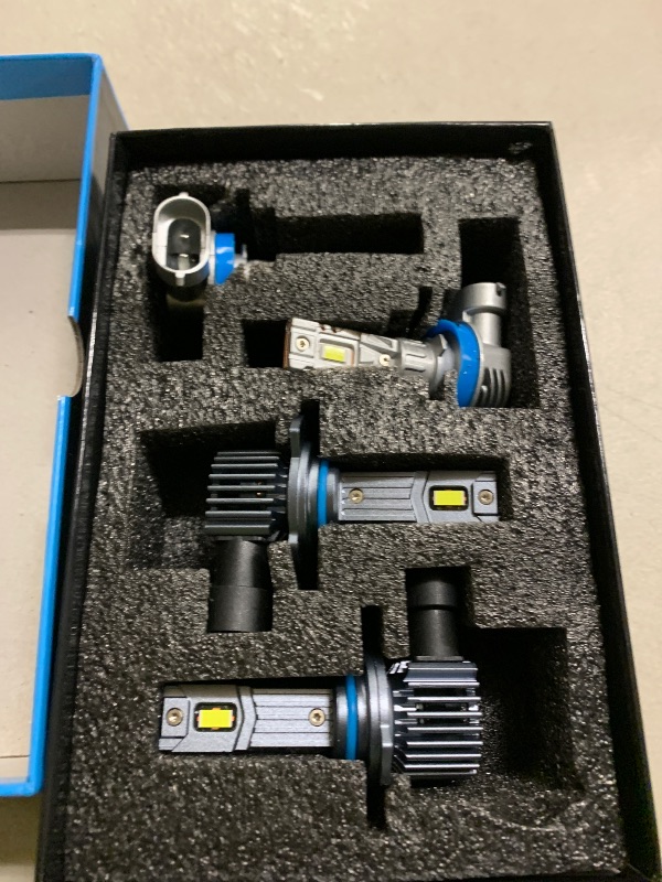 Photo 1 of ZSTOPCL Compatible with Toyota RAV4 2016-2019 Fog Bulbs, High&Low Beam Fog Light Bulbs Combo, 800% Super Bright 6000K Cool White, Plug and Play, Pack of 4