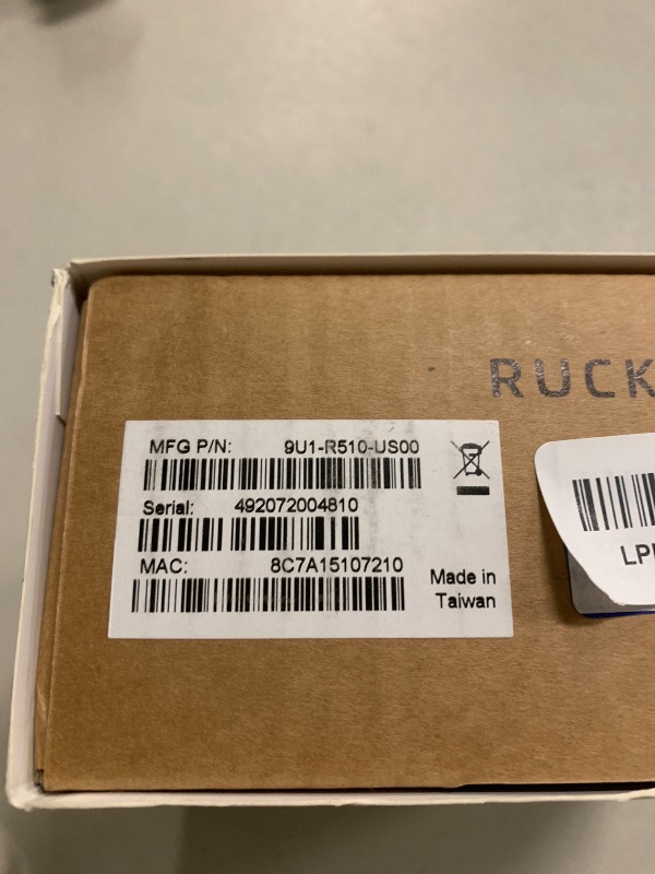 Photo 1 of Ruckus Zoneflex R510 High Performance Smart Wireless Access Point (2x2 802.11ac Wave 2, Dual-Band 2.4GHz/5GHz, POE) 901-R510-US00
