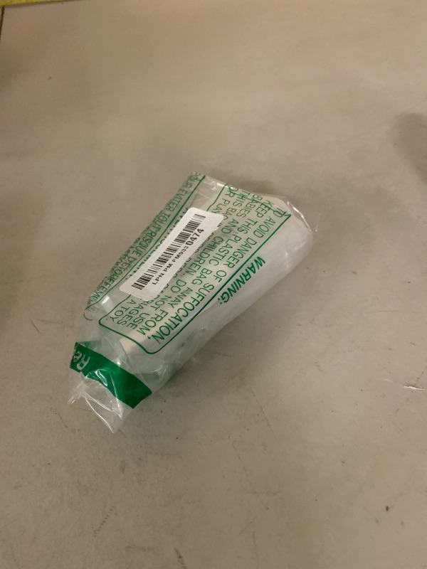 Photo 1 of 2Pcs Lemon Squeezer New Screw Top Lemon Squeezer Manual Juicer with Built-In Filter Lemon Press Portable Orange Citrus Squeezer for Lime Squeezer for Cocktails Drinks (Green+Yellow?