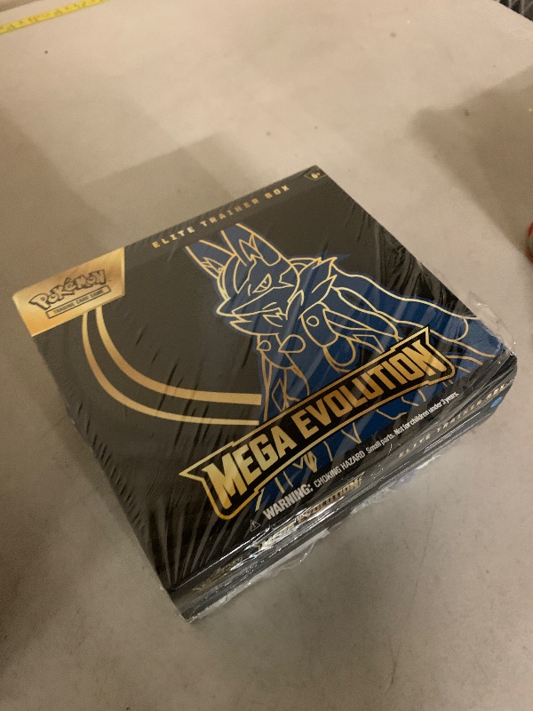 Photo 1 of Pokémon TCG: Mega Evolution Elite Trainer Box - Mega Lucario