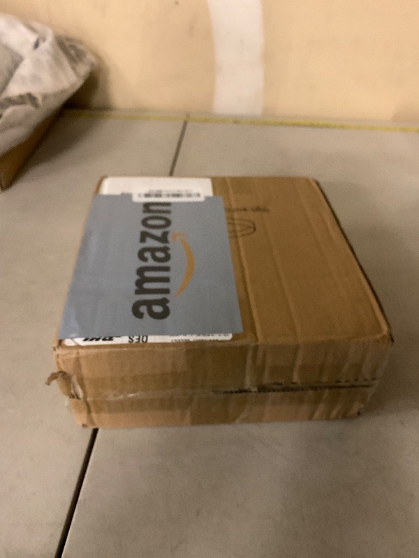 Photo 1 of 2 Pack Ceramic Plant Saucer Pot Tray 6 Inch, Planter Saucers 4 5 6 7 8 9 10 11 12 13 Inch for Indoors Outdoor, Durable Sturdy Flower Drainage drip Water Tray for Glazed Pots Base (6.4 Inch-White)