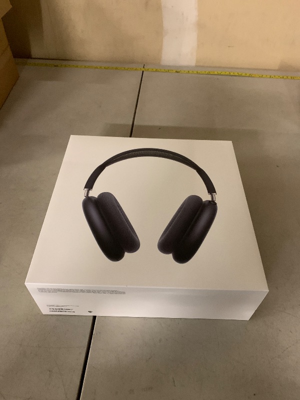 Photo 1 of Apple AirPods Max Wireless Over-Ear Headphones, Pro-Level Active Noise Cancellation, Transparency Mode, Personalized Spatial Audio, USB-C Charging, Bluetooth Headphones for iPhone - Midnight