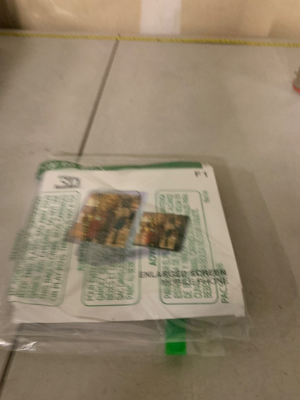 Photo 1 of 10" Big Screen Phone Magnifier, Screen Magnifier for Cell Phone, 3D HD Foldable Design Screen Magnifier Version for Movies, Videos and Gaming (Black)