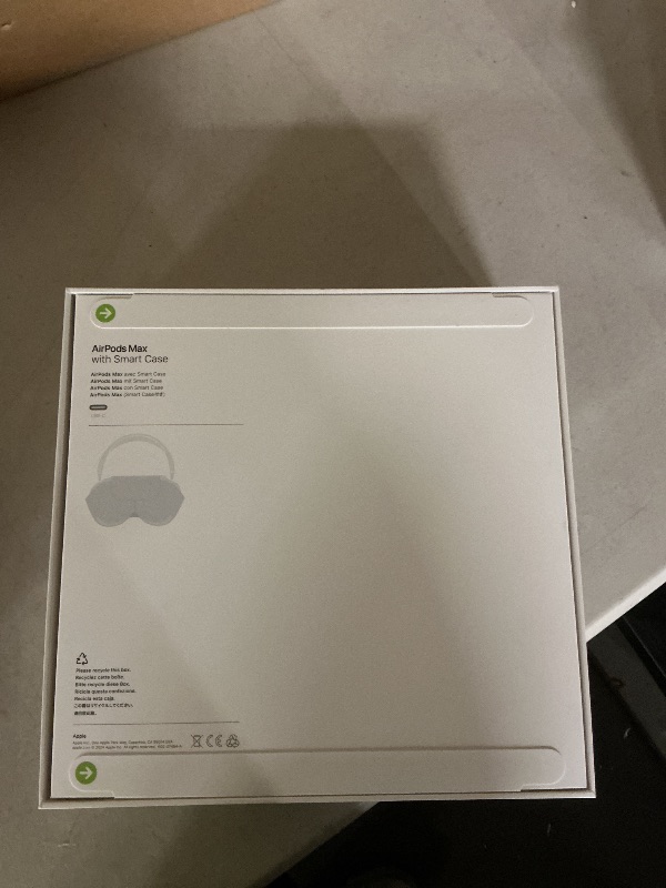 Photo 1 of Apple AirPods Max Wireless Over-Ear Headphones, Pro-Level Active Noise Cancellation, Transparency Mode, Personalized Spatial Audio, USB-C Charging, Bluetooth Headphones for iPhone - Midnight