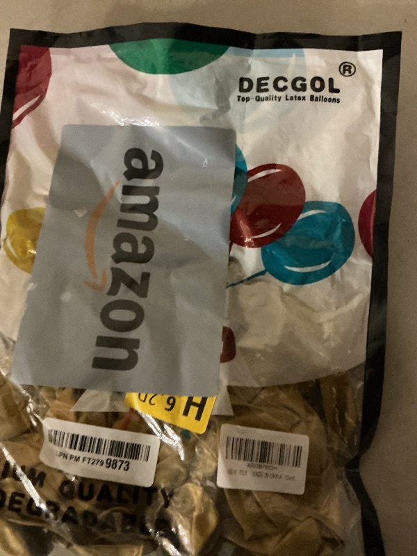 Photo 1 of 100pcs Metallic Gold Balloons Different Sizes 18 inch +12 inch +10 inch +5 inch Chrome Gold Balloon Gold Latex Balloons for Halloween Christmas Thanksgiving Birthday Party Graduation Baby Shower