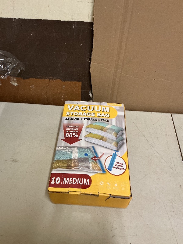 Photo 1 of 10 Medium Vaccum Storage Bags, Space Saver Vacuum Storage Bags Medium, Space Bags, Vacuum Seal Bags for Clothes with Travel Hand Pump