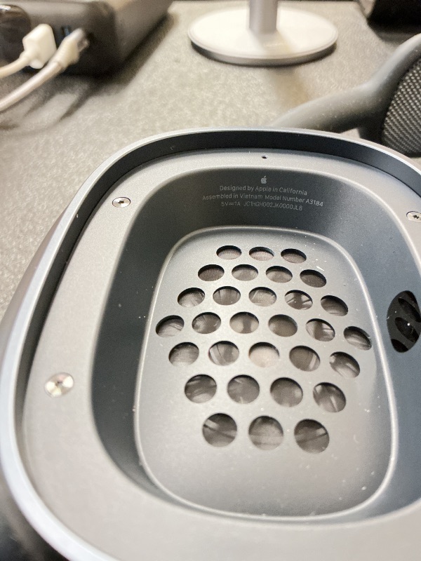 Photo 1 of Apple AirPods Max Wireless Over-Ear Headphones, Pro-Level Active Noise Cancellation, Transparency Mode, Personalized Spatial Audio, USB-C Charging, Bluetooth Headphones for iPhone - Midnight