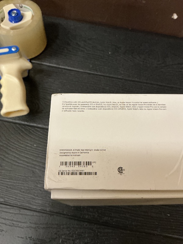 Photo 1 of Apple AirPods Max Wireless Over-Ear Headphones, Pro-Level Active Noise Cancellation, Transparency Mode, Personalized Spatial Audio, USB-C Charging, Bluetooth Headphones for iPhone - Midnight