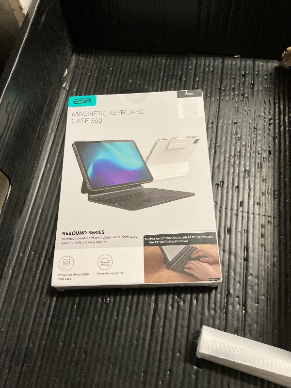 Photo 1 of ESR iPad Air 11 Inch Case with Keyboard (M3/M2, 2025/2024) & iPad Pro 11/Air 5th/4th Gen Keyboard, Easy-Set Magnetic Stand, Portrait/Raised Modes, with Removable Protective Case, White