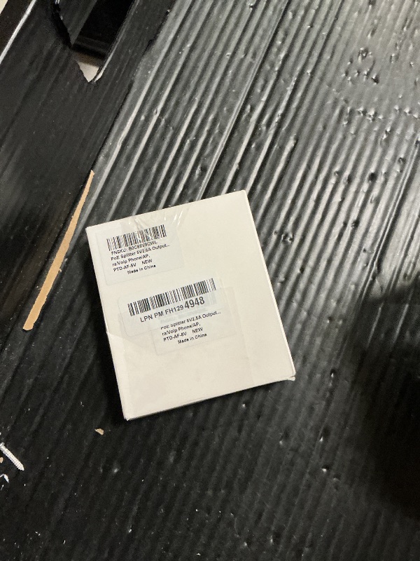 Photo 1 of PoE Splitter 5V2.5A Output DC Plug Compatible 5.5x2.5mm & 5.5x2.1mm, IEEE802.3af Standard Compliant PoE Power Adapter for Security IP Camera/Voip Phone/AP, PTD-AF-5V