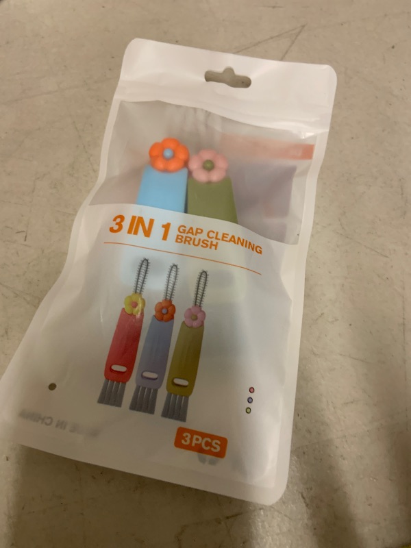 Photo 1 of 3 in 1 Cup Lid Gap Cleaning Brush Set, Multifunctional Bottle Cleaning Brush, Cup Lid Gap Cleaner, Home Kitchen Crevice Brush Tools(Multicolor)