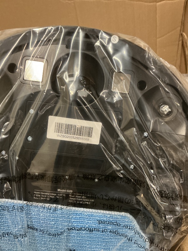 Photo 1 of Kilgone Robot Vacuum and Mop Combo, Anti-Tangling, Intelligent Obstacle Avoidance,2.9" Super-Slim, Wi-Fi/App/Alexa Control, Robotic Vacuum Cleaner, Ideal for Pet Hair, Hard Floors, Home