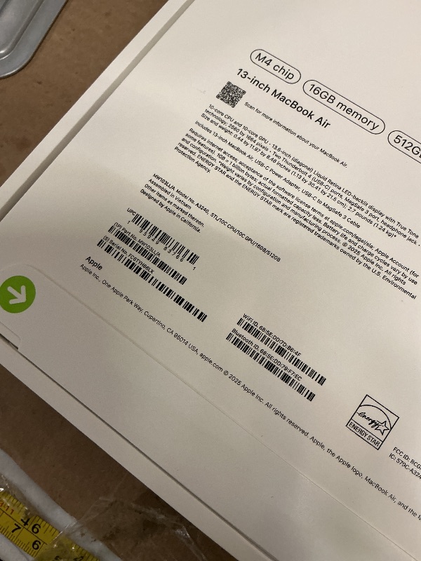 Photo 1 of Apple 2025 MacBook Air 13-inch Laptop with M4 chip: Built for Apple Intelligence, 13.6-inch Liquid Retina Display, 16GB Unified Memory, 512GB SSD Storage, 12MP Center Stage Camera, Touch ID; Starlight